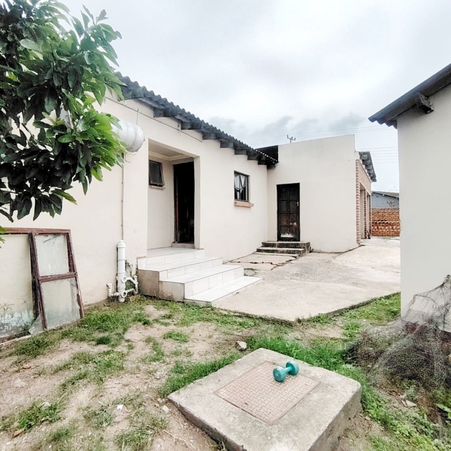 4 Bedroom Property for Sale in Mdantsane Eastern Cape